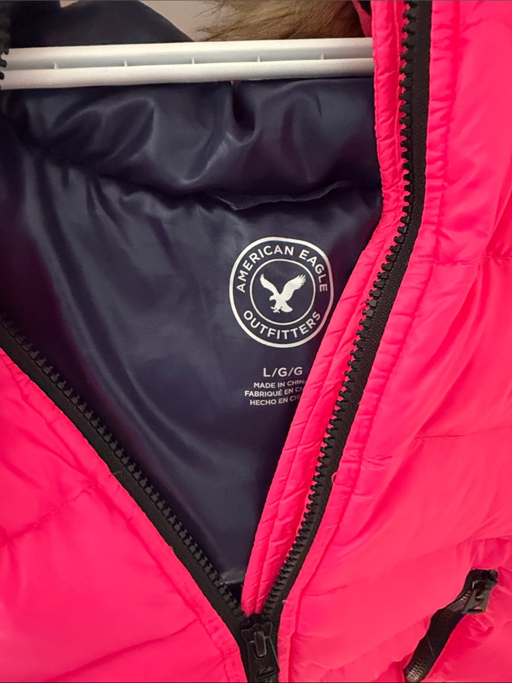 American Eagle Outfitters Hot Pink Puffer Vest with Faux Fur Hood - Picture 6 of 7